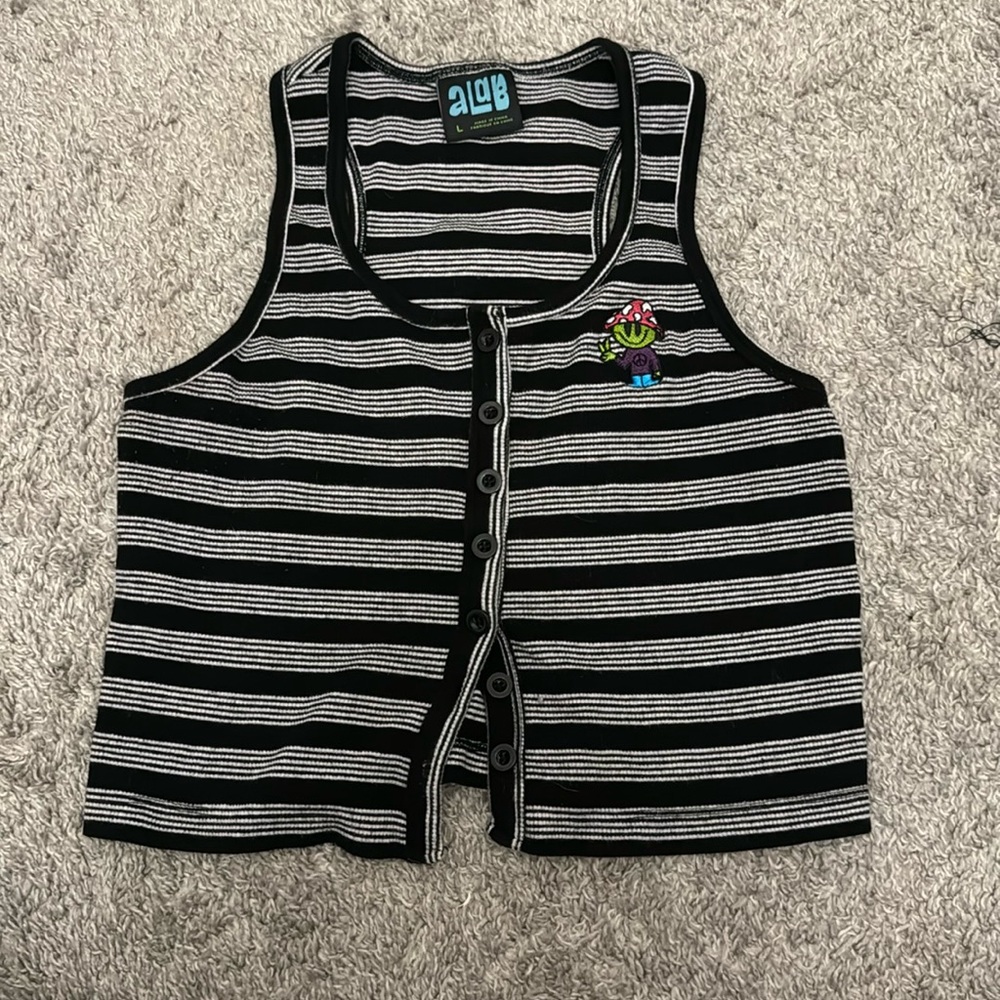 Button up cropped tank top